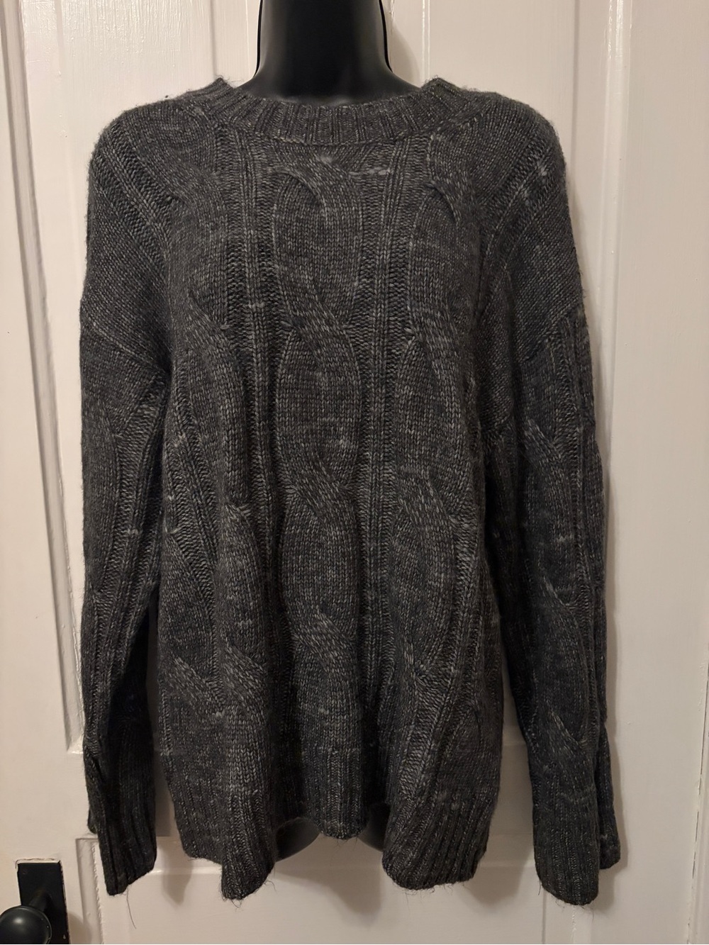 NWT Cable Knit Crewneck Sweater